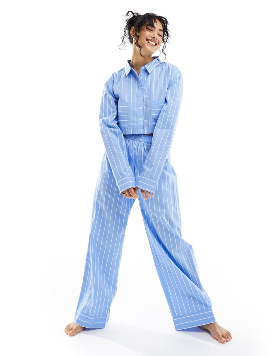 Luna cropped pyjama set in blue stripe