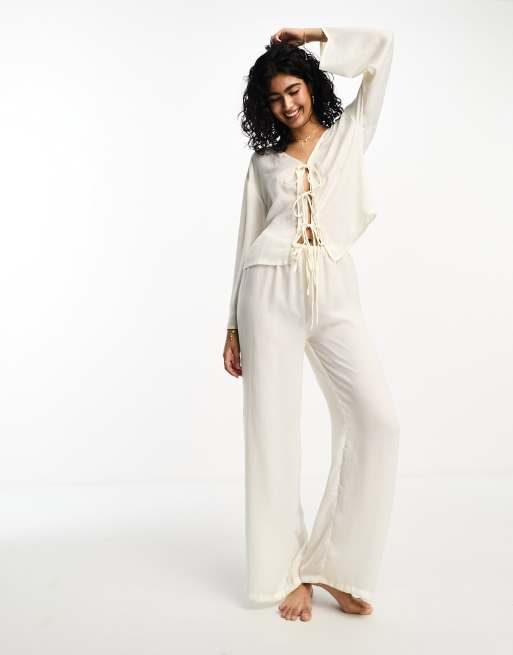 White discount sleepwear set