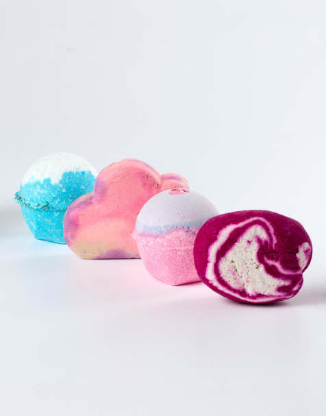 LUSH Lush legends bathing bundle - view 1