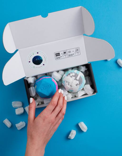 LUSH x ASOS – Set med två badprodukter, endast hos ASOS 