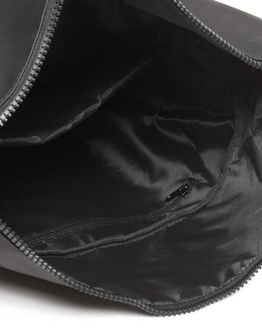 Lyle & Scott Bags - Weerbestendige tas met opgerolde bovenkant in zwart, 6 van 7
