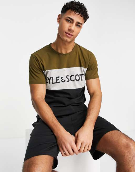 Lyle & Scott – Bodywear – Lounge-Set aus T-Shirt und Shorts im Farbblockdesign in Khaki/Grau