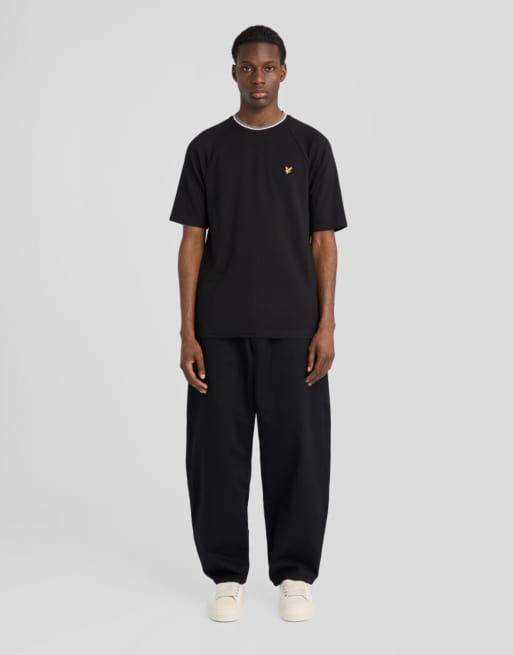 Lyle & Scott camiseta de manga corta con ribetes tipo track en negro azabache, 2 de 6