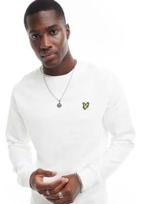 Lyle & Scott  Crew Neck Sweatshirt in White - view 1