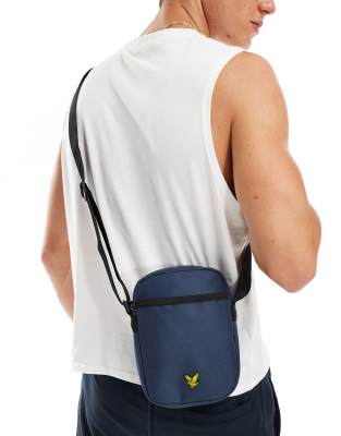 Lyle & Scott cross body in dark blue-Navy