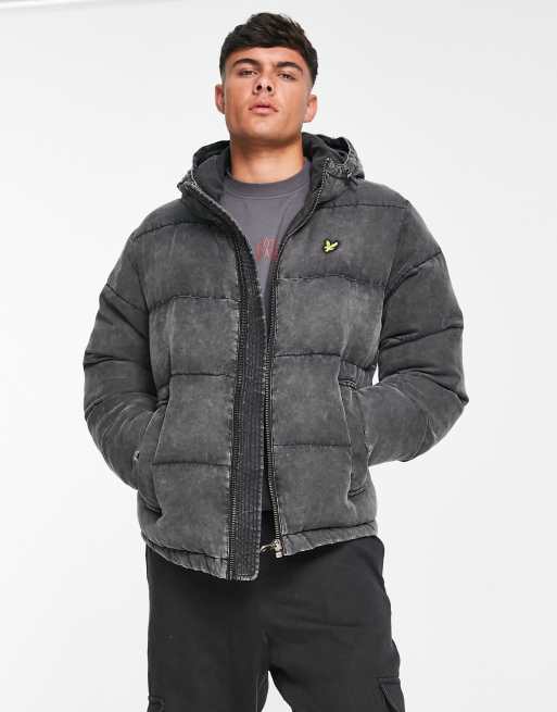 Lyle & Scott – Czarna ocieplana kurtka z efektem sprania w stylu vintage