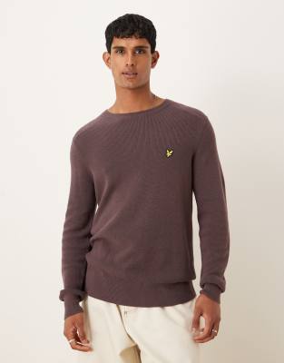 Lyle & Scott engineered rib crew neck in espresso-Brown