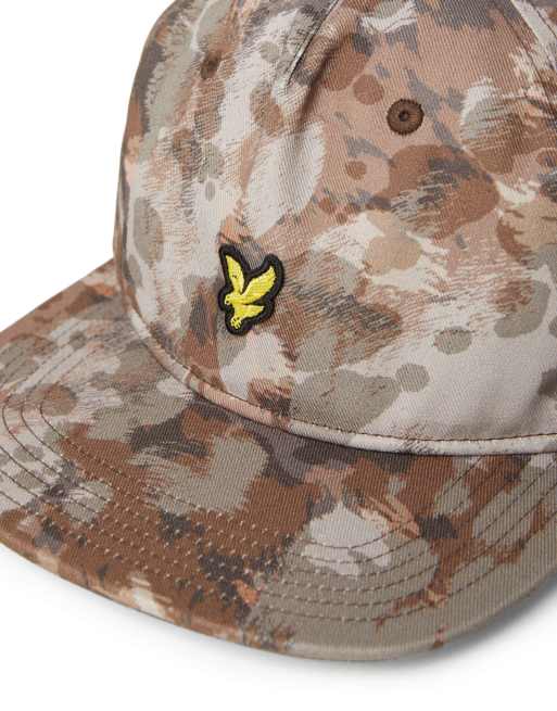 Lyle & Scott - gorra con estampado animal digital en marrón castaño y315, 7 de 7