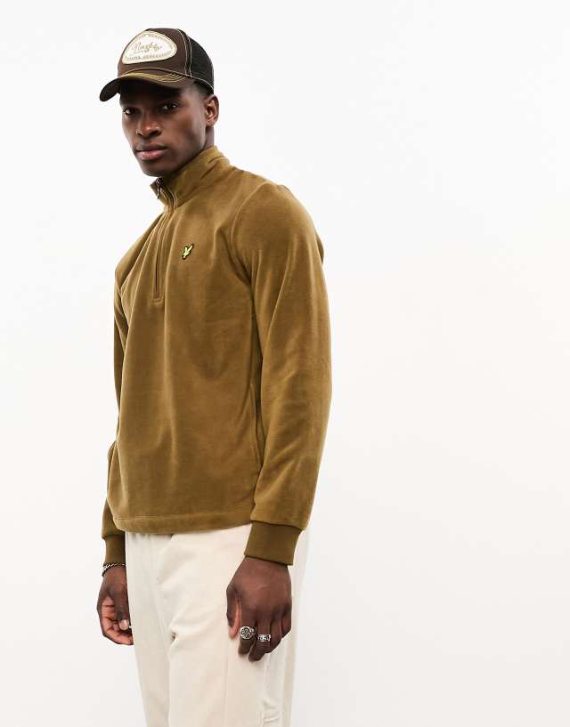 Lyle & Scott - icon logo quarter zip sweatshirt in camel