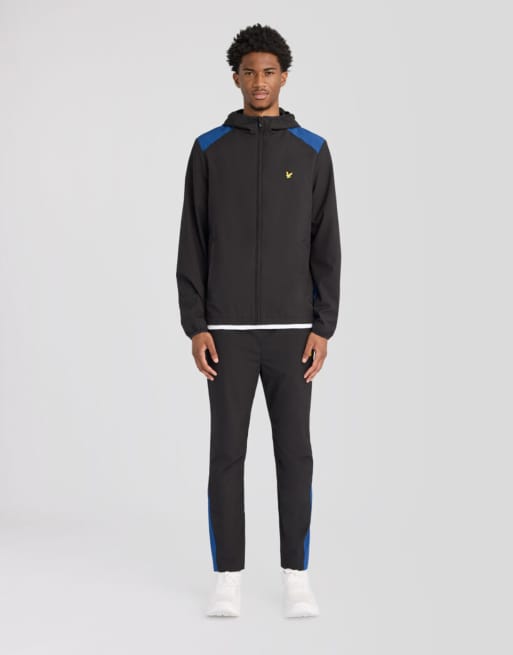 Lyle & Scott Light jackets panelled windbreaker jacket in y393 jet black/ navy peony, 2 of 6