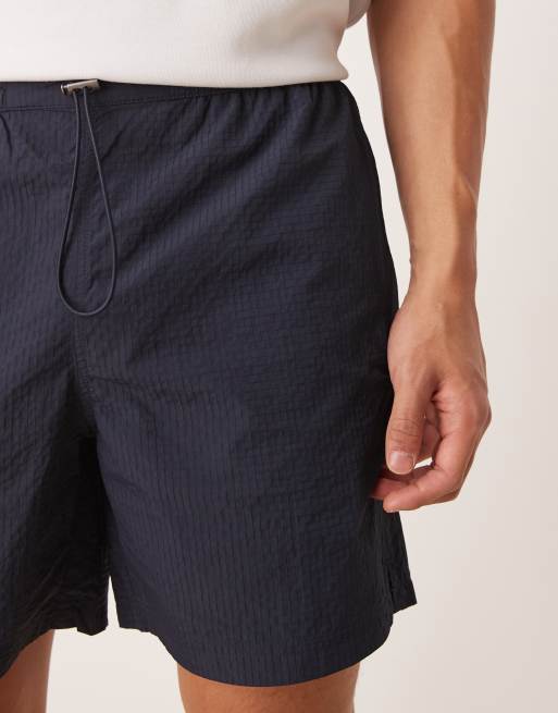Lyle & Scott lightweight ripstop shorts in navy, 4 of 5