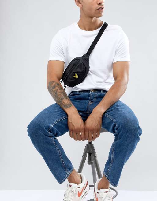 Lyle Scott Logo Fanny Pack In Black