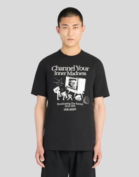 Lyle & Scott Ls t-shirt tv channel graphic t-shirt in z865 jet black - view 1