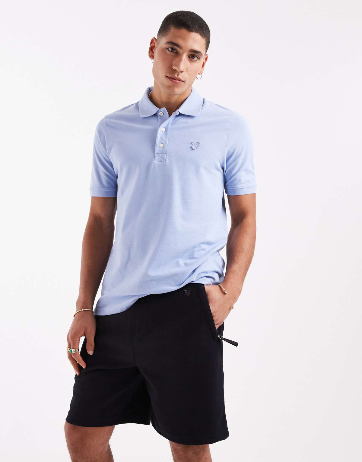 Lyle & Scott Mid bottoms diagonal interlock shorts in w835 lacquer