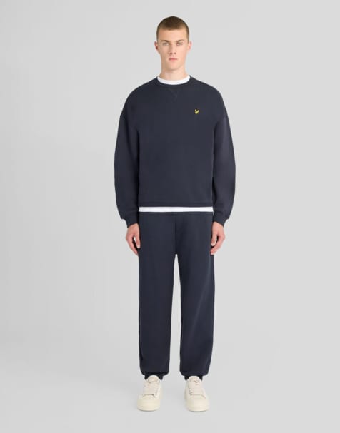 Lyle & Scott Mid bottoms heavyweight loopback joggers in z271 dark navy - view 1