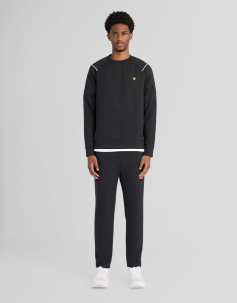 Lyle & Scott Mid bottoms neoprene joggers in z865 jet black - view 1