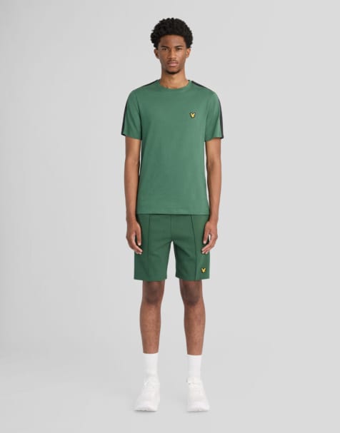 Lyle & Scott Mid bottoms padel taped shorts in z305 canopy green - view 1