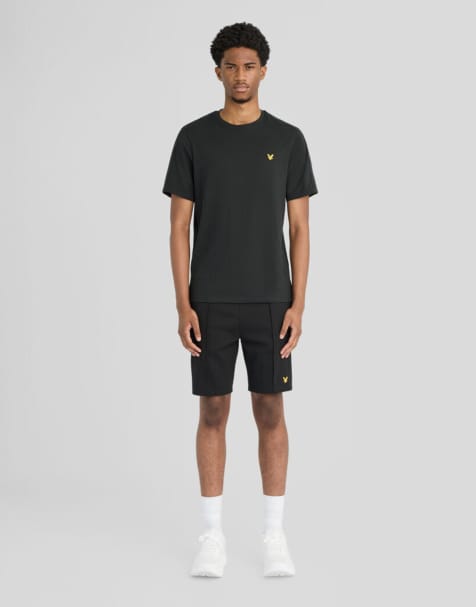 Lyle & Scott Mid bottoms padel taped shorts in z865 jet black - view 1