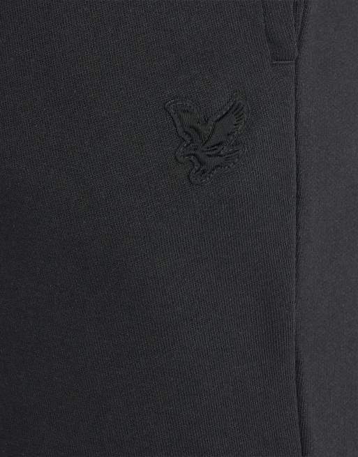 Lyle & Scott Mid bottoms textured eagle sweatpant in z865 jet black, 5 of 5