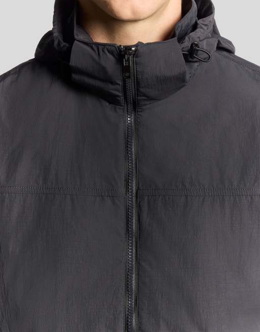 Lyle & Scott Mid jackets stow away jacket in  black ice 