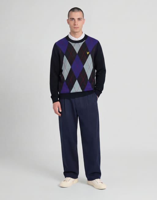 Lyle & Scott Mid knits argyle knitted crew neck jumper in z271 dark navy, 3 of 6