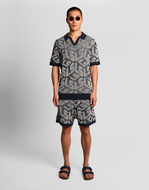 Lyle & Scott Mid knits ribbed emblem knitted short in x336 dark navy/ cove - view 1