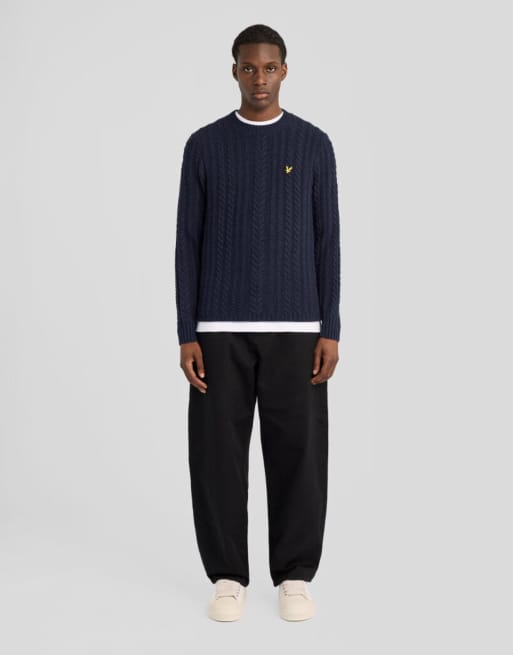 Lyle & Scott Mid knits Zopfstrick-Pullover mit Rundhalsausschnitt in marineblau meliert, 2 von 6