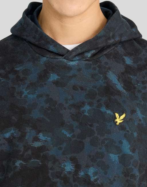 Lyle & Scott Mid layers digital animal print pullover hoodie in z271 dark navy, 3 of 6