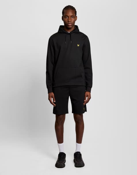 Lyle & Scott Mid layers fly fleece shorts in z865 jet black - view 1
