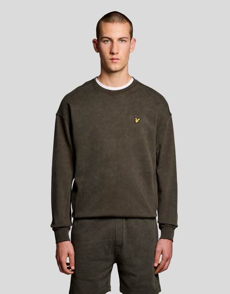 Lyle & Scott Mid layers heavy laundered crew neck sweatshirt in y118 soft black - view 1