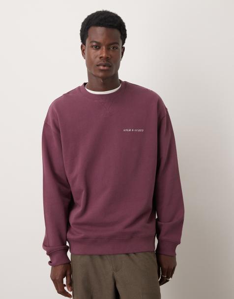 Lyle & Scott Mid layers script brushback crew neck sweatshirt in x868 dusky maroon - view 1