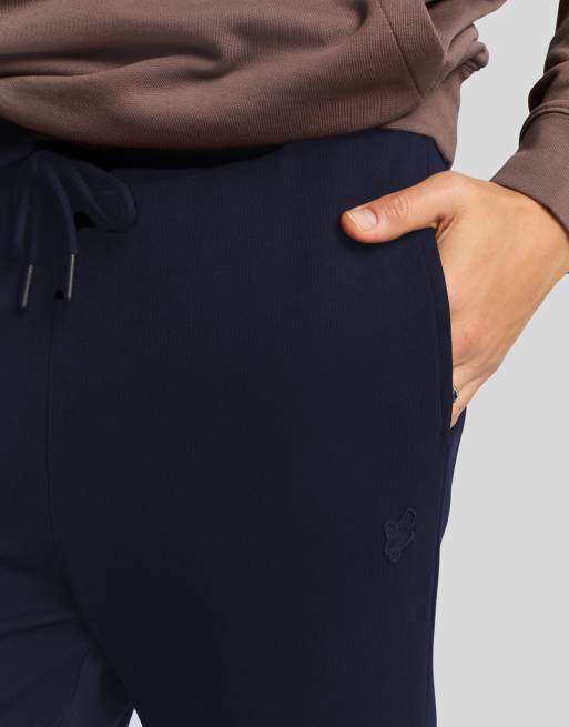 Lyle & Scott schmal geschnittene Sweatpants in z271 Dunkelmarine, 4 von 7