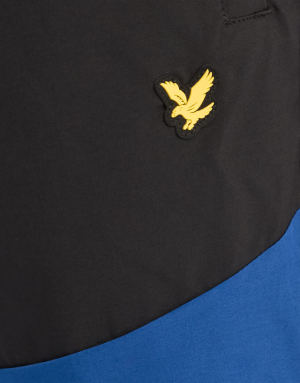 Lyle & Scott Shorts panelled shorts in y393 jet black/ navy peony