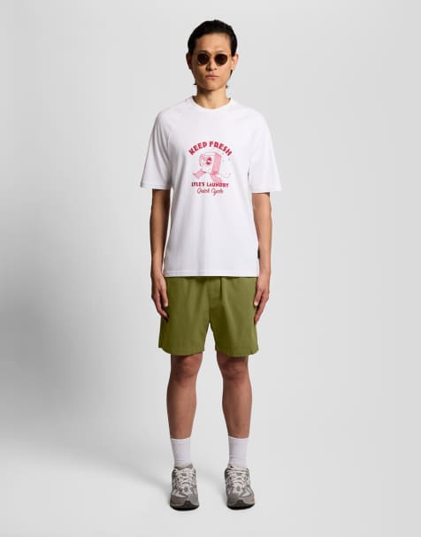 Lyle & Scott Shorts washed cotton short in y127 bright olive - view 1