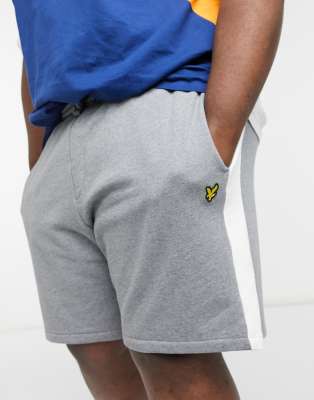 Lyle \u0026 Scott side panel sweat shorts | ASOS