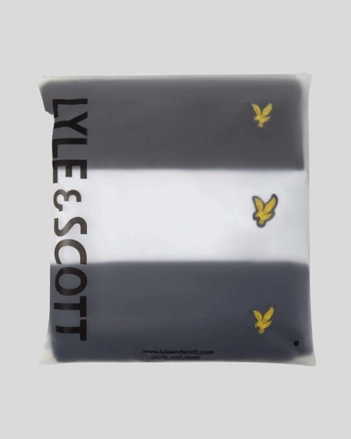 Lyle & Scott Ss t-shirts 3-pack plain t-shirt in x996 jet black/ navy/ white, 2 of 2