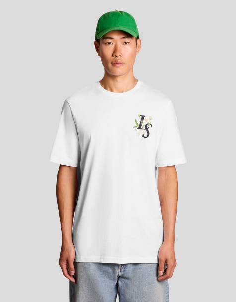 Lyle & Scott Ss t-shirts dandelion script graphic t-shirt in 626 white - view 1