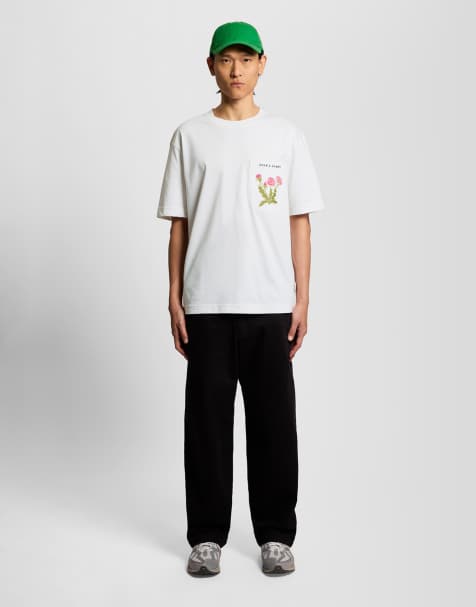 Lyle & Scott Ss t-shirts floral embroidered t-shirt in 626 white - view 1