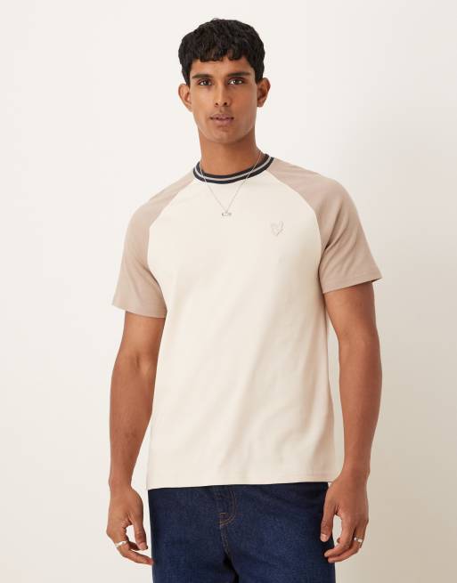 Lyle & Scott Ss t-shirts interlock contrast raglan t-shirt in x084 cobblestone