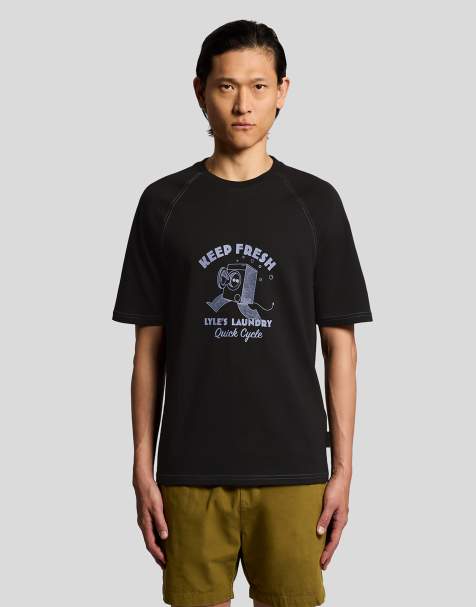 Lyle & Scott Ss t-shirts keep fresh graphic t-shirt in y172 jet black/ bubble blue