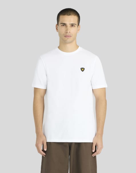 Lyle & Scott Ss t-shirts sheild badge t-shirt in 626 white - view 1
