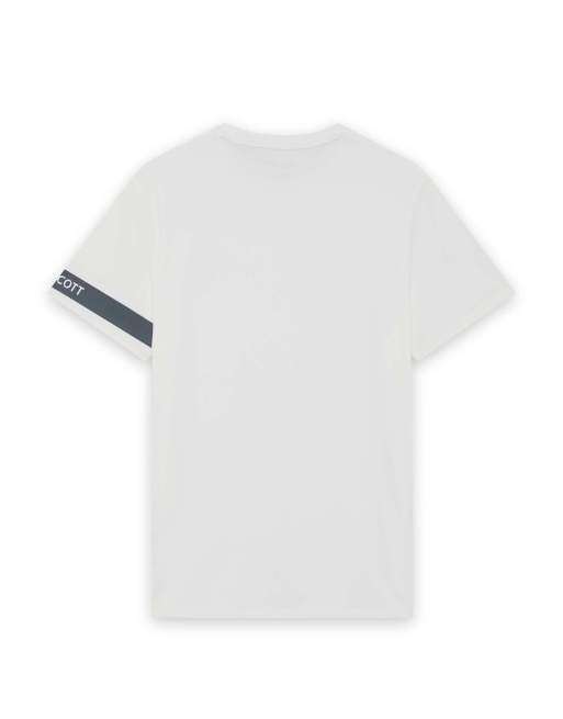 Lyle & Scott Ss t-shirts sports sleeve branded t-shirt in 626 white, 2 of 7