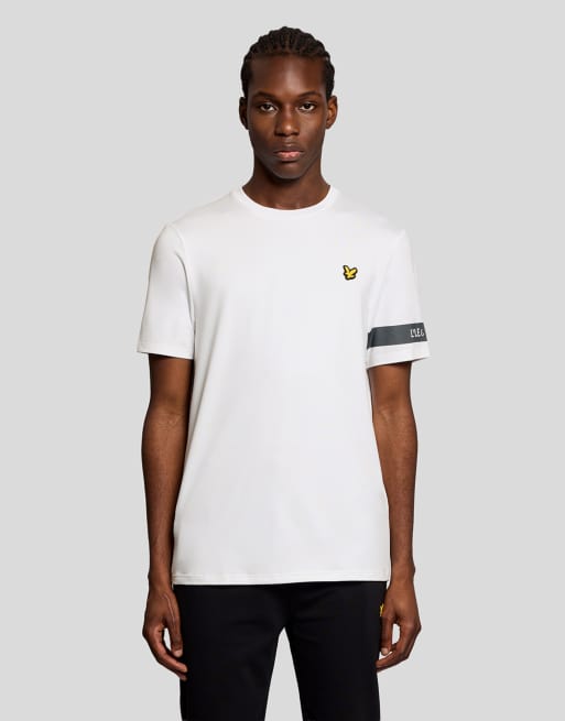 Lyle & Scott Ss t-shirts sports sleeve branded t-shirt in 626 white, 3 of 7