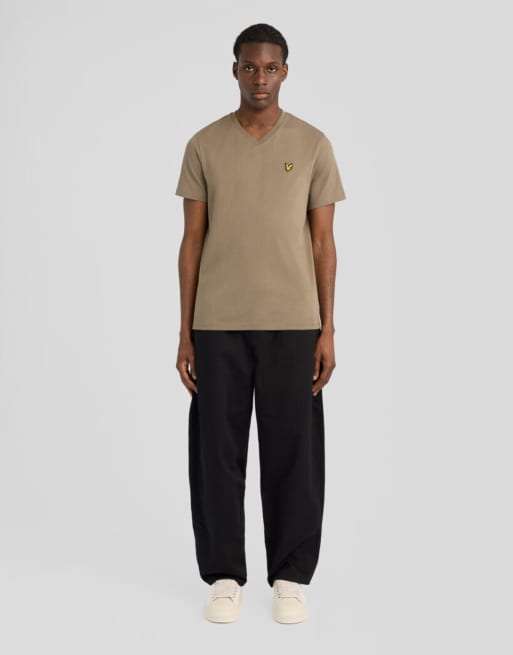 Lyle & Scott Ss t-shirts v neck t-shirt in x569 khaki ash, 2 of 6