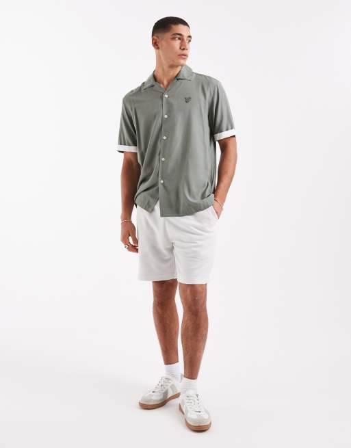 Lyle & Scott Ss woven shirt contrast cuff shirt in x838 clay green/ white, 2 of 4