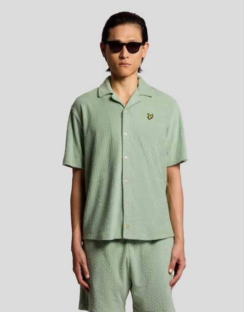 Lyle & Scott Ss woven shirts honeycomb towelling resort shirt in y133 misty sage - view 1