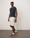 [Lyle & Scott] Lyle & Scott sweat shorts in beige-Neutral XS Cove