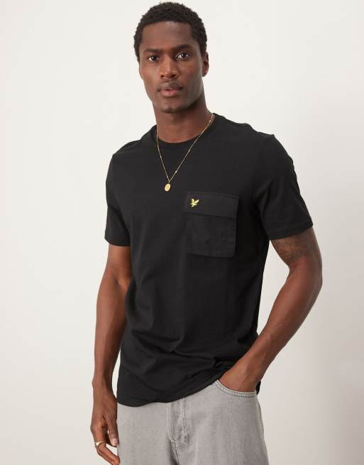 Lyle & Scott t-shirt with nylon pocket in black