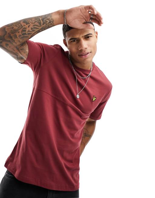 Lyle & Scott Textured T-Shirt in Burgundy
