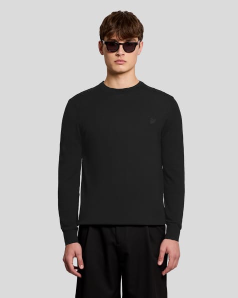 Lyle & Scott  tonal superfine crew neck jumper in jet black - view 1